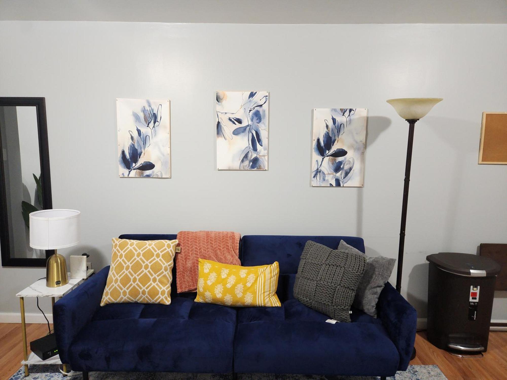Entire 2-Bed Private Apt - Ewr/Nyc/Outlet Mall نيوآرك الغرفة الصورة
