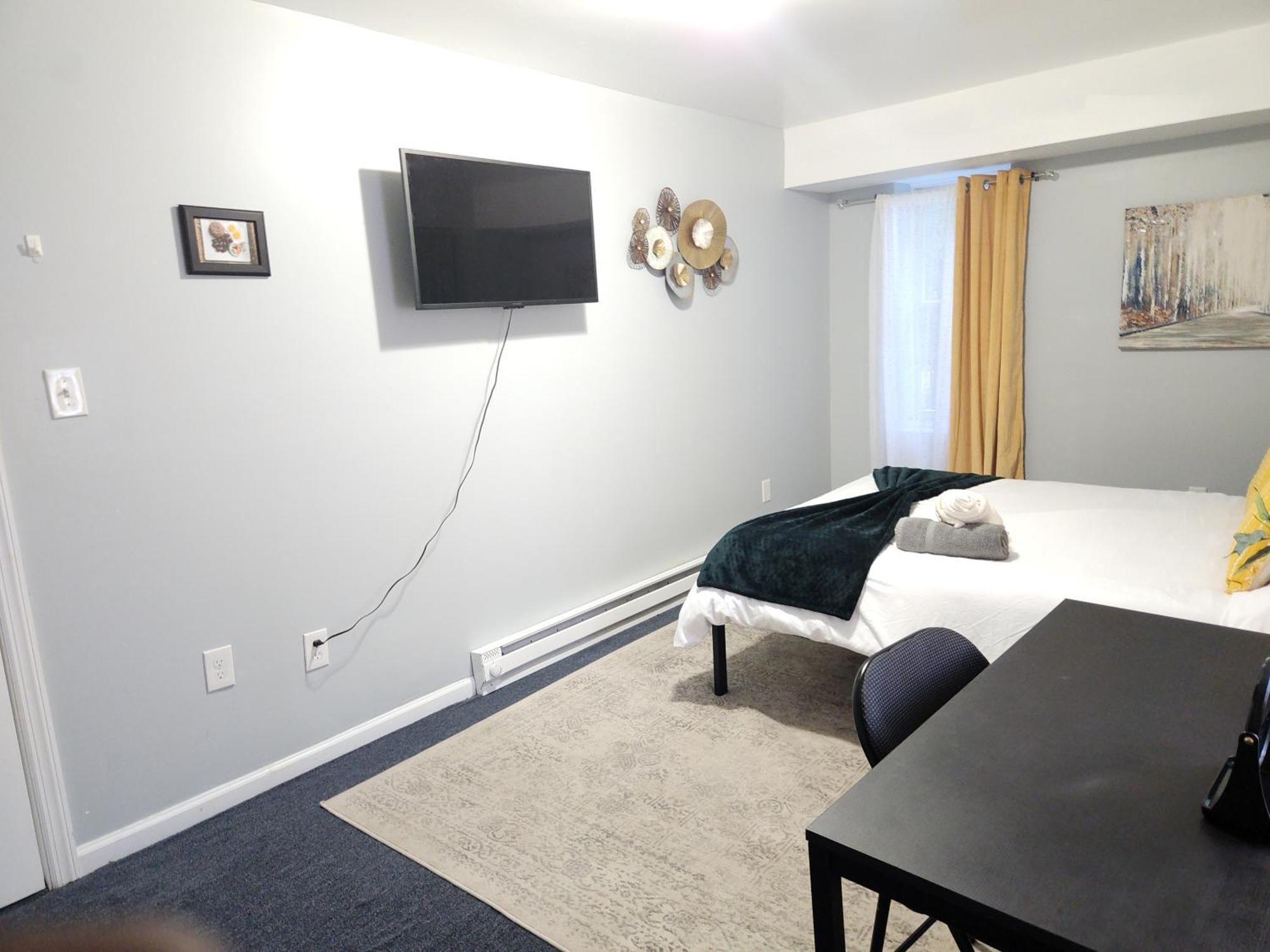 Entire 2-Bed Private Apt - Ewr/Nyc/Outlet Mall نيوآرك الغرفة الصورة